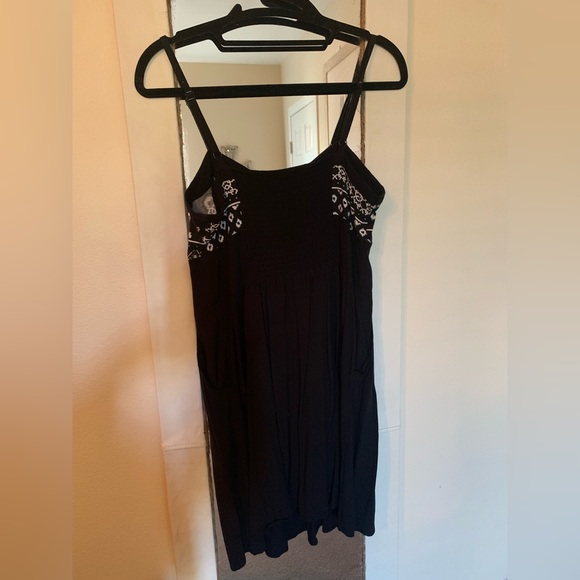 Express Summer Dress - Picture 4 of 4